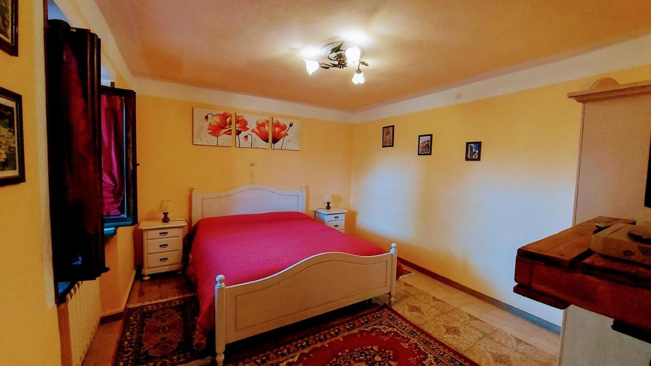 Agriturismo Il Bardellino Фивиццано Экстерьер фото