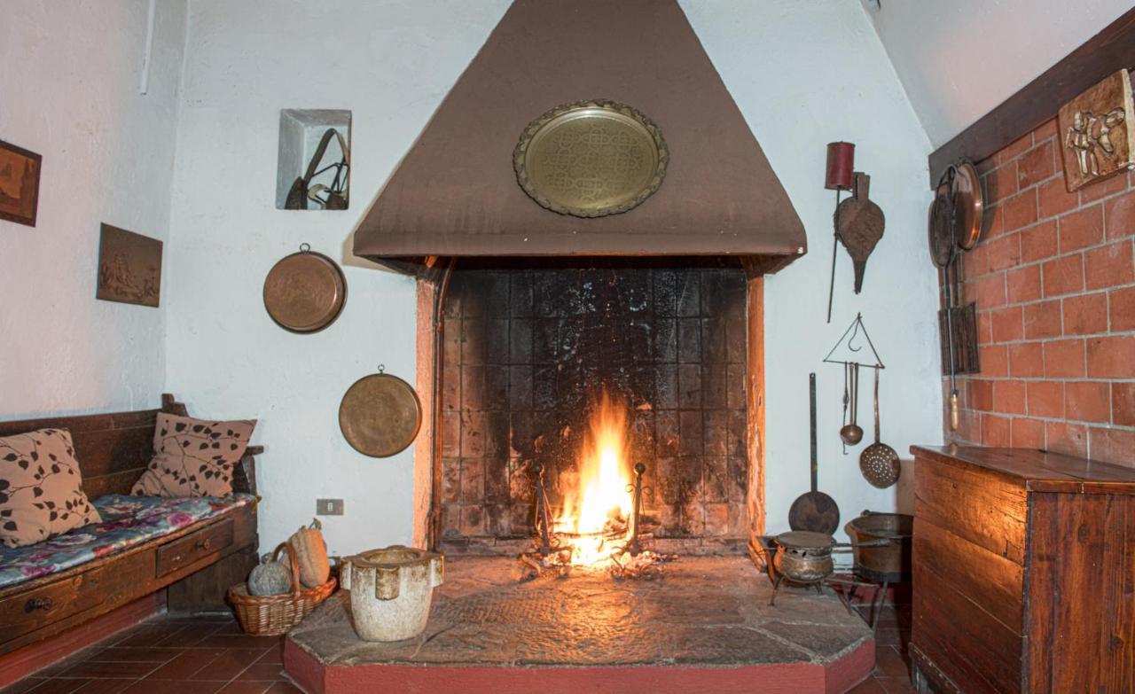 Agriturismo Il Bardellino Фивиццано Экстерьер фото