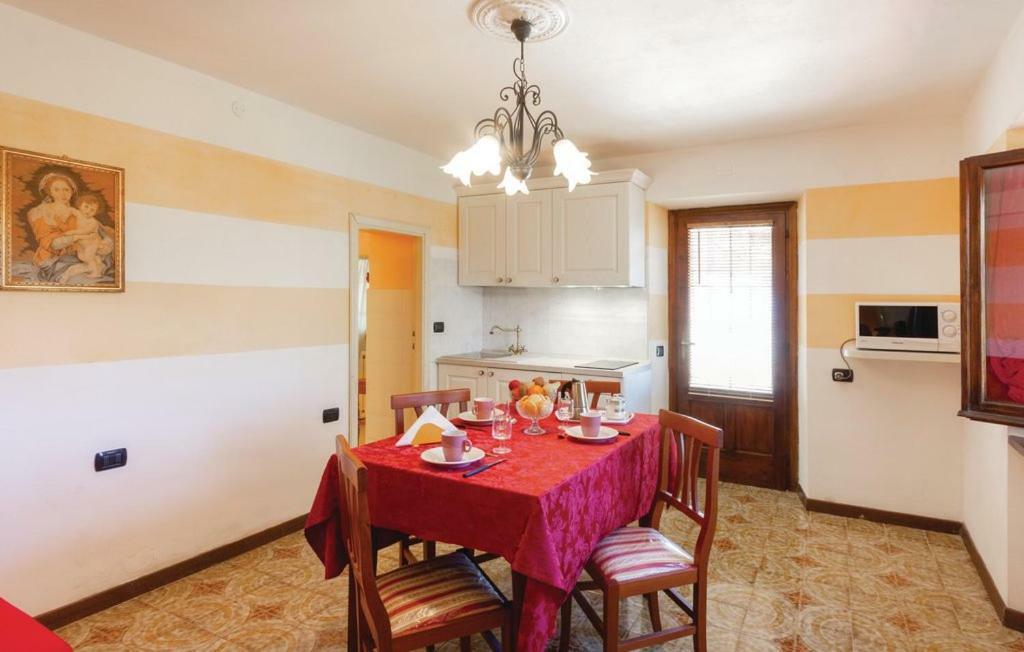 Agriturismo Il Bardellino Фивиццано Экстерьер фото